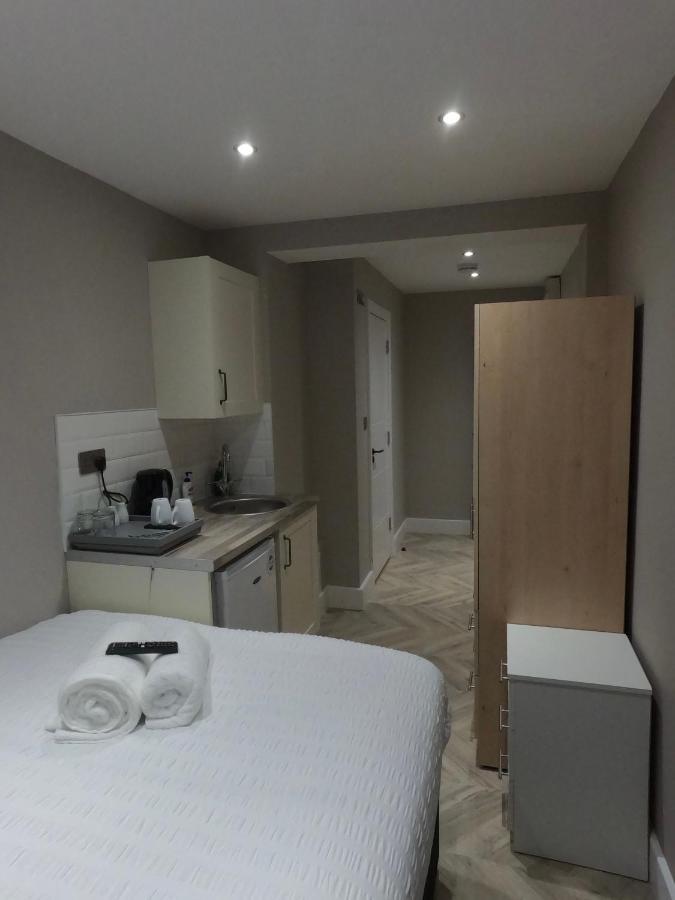 Lbt Property Ltd London Exteriör bild